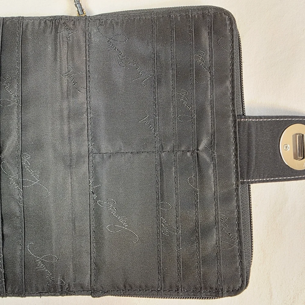 Vera Bradley Black Quilted Turn Lock Wallet Organizer - Picture 4 of 10